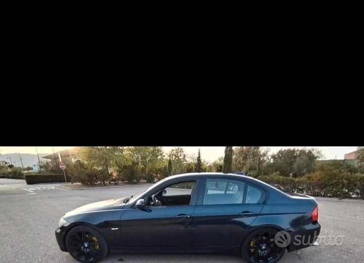 Usata BMW 320 150 CV (110 kW) 2005 Blu Berlina