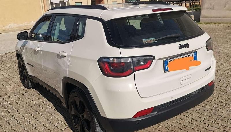 Usata Jeep Compass Night Eagle 120 CV (88 kW) 2019 Bianco SUV