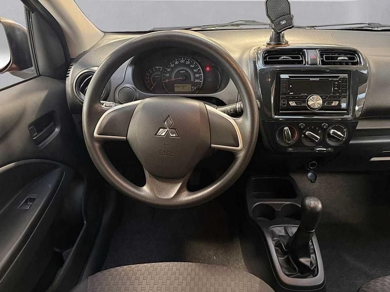 Usado Mitsubishi Space Star 71 CV (52 kW) 2020 Naranja Utilitario