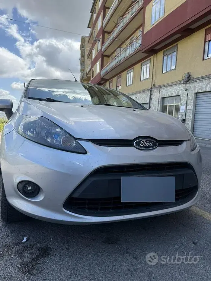Usata Ford Fiesta 68 CV (50 kW) 2011 Utilitaria