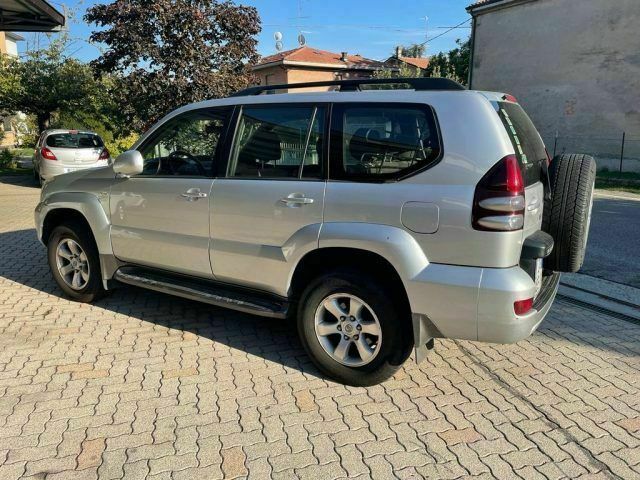 Toyota Land Cruiser usata in vendita (500) - AutoUncle