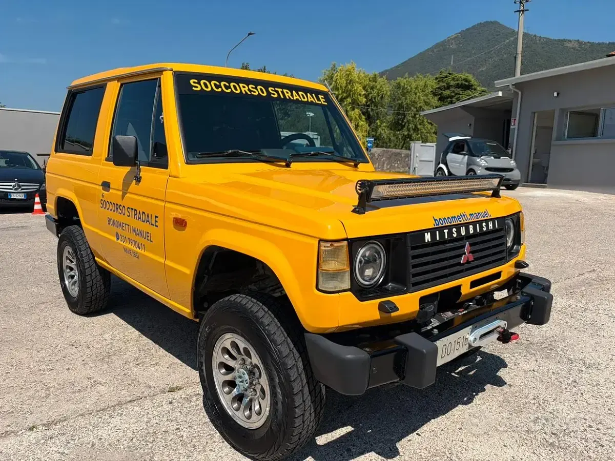 Usata Mitsubishi Pajero 95 CV (69 kW) 1990 SUV