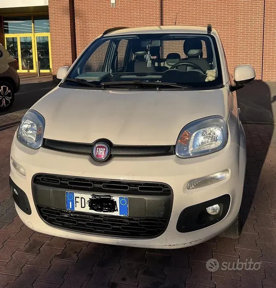 Usata Fiat Panda Lounge 85 CV (62 kW) 2016 Utilitaria