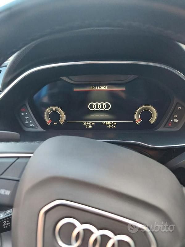 Usata Audi Q3 Sportback S-Line 150 CV (110 kW) 2022 Blu SUV