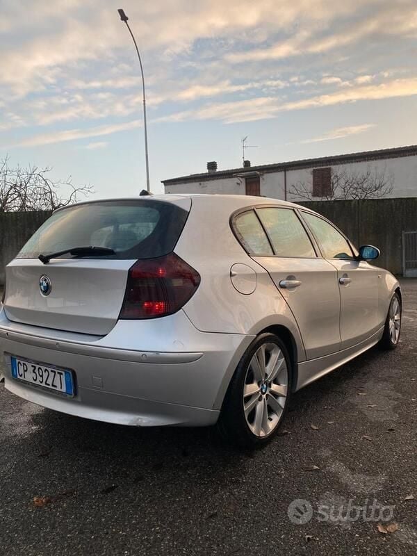 Grigio Usata 2007 BMW 120 Coupé Coupé | 1600 € (Super prezzo) - Immagine 1/4