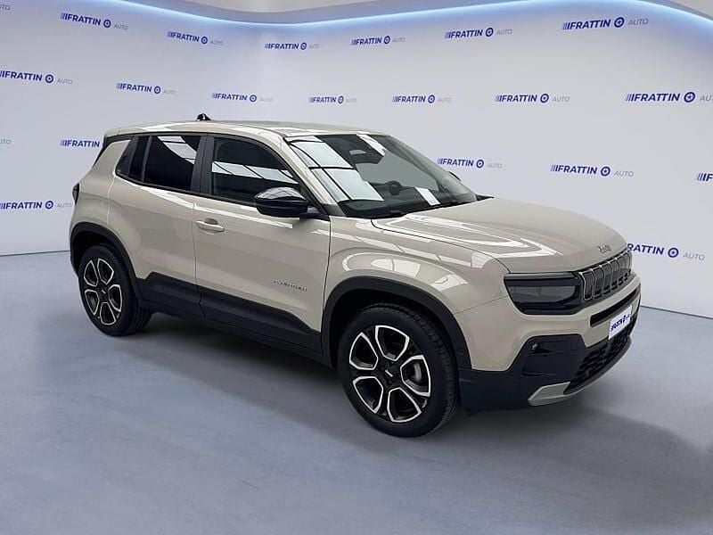 Usata Jeep Avenger Summit 101 CV (74 kW) 2025 Beige SUV