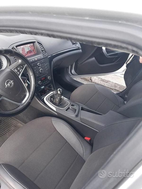 Occasion Opel Insignia 160 ch (117 kW) 2012 Gris Berline