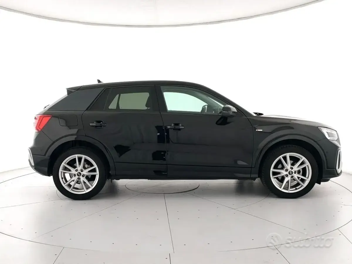 Usata Audi Q2 S-Line 150 CV (110 kW) 2025 Nero mito metallizzato SUV