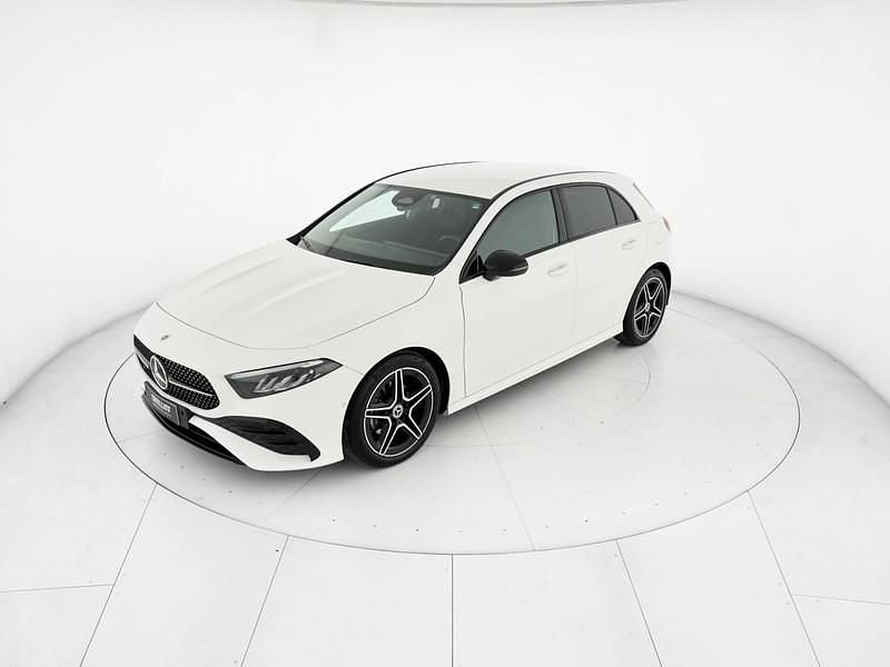 Usata Mercedes A180 Advanced Plus 116 CV (85 kW) 2023 Bianco Berlina