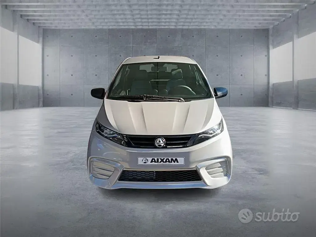 Nuova Aixam AMBITION Pack 2026 Grigio Utilitaria