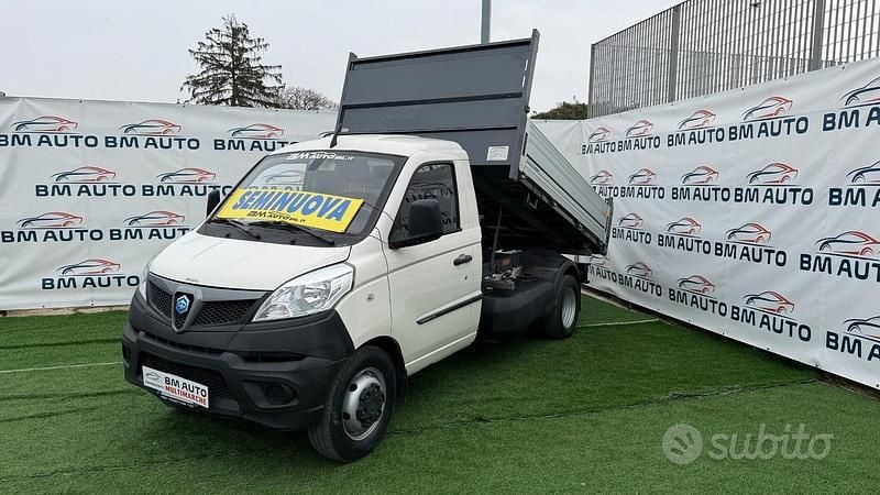 Usata Piaggio Porter 102 CV (75 kW) 2022 Bianco Berlina