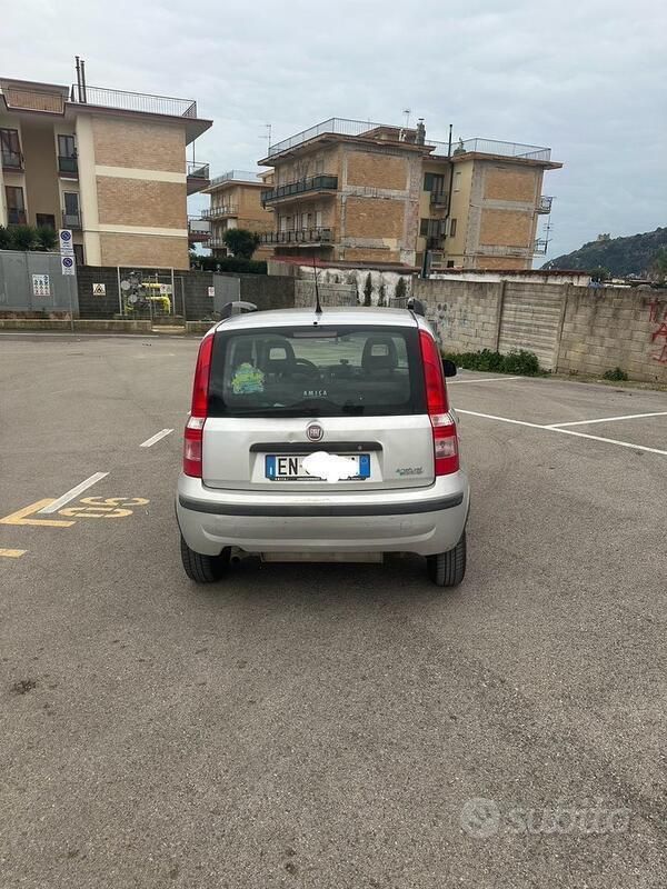 Grigio Usata 2012 Fiat Panda Due volumi | 3200 € (Ottimo prezzo) - Immagine 1/4