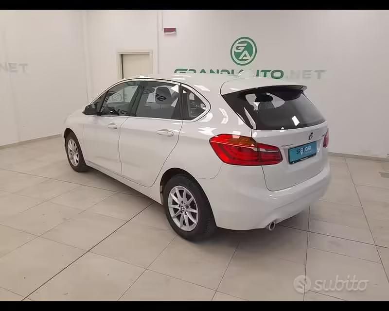 Usado BMW 218 140 HP (102 kW) 2019 Branco Carrinha