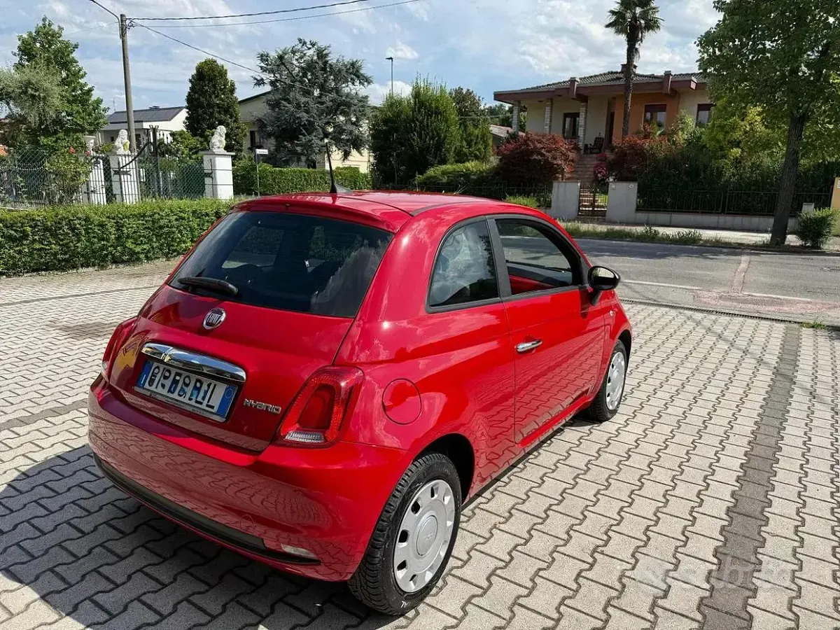 Usata Fiat 500 69 CV (50 kW) 2023 Rosso Utilitaria
