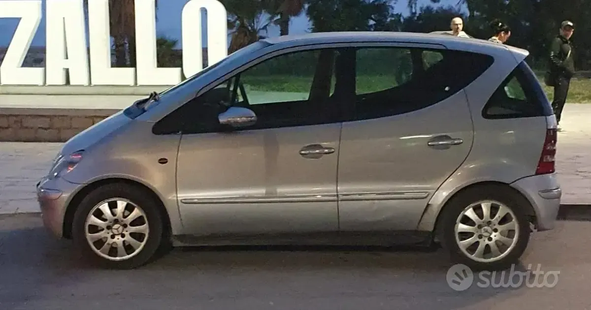 Usata Mercedes A170 116 CV (85 kW) 2004 Grigio Monovolume