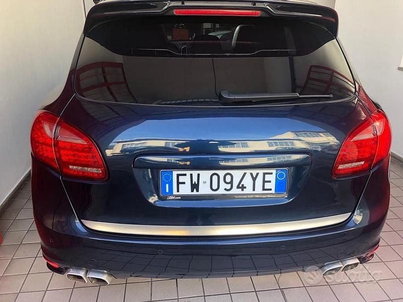 Usata Porsche Cayenne 245 CV (180 kW) 2013 Blu SUV