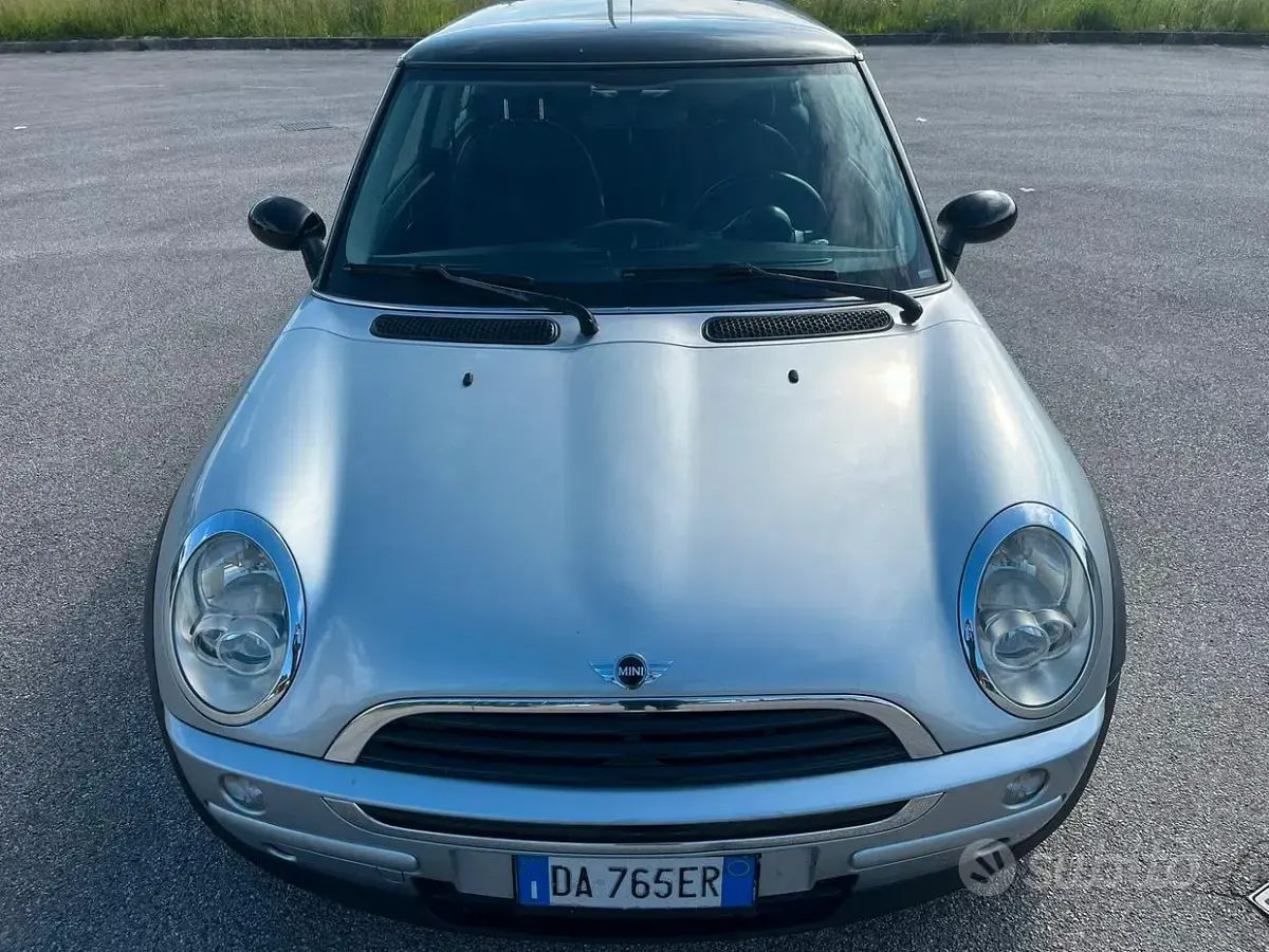 Usata Mini Cooper 88 CV (64 kW) 2006 Grigio Utilitaria
