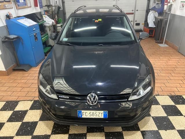 Usata VW Golf VII Comfortline 110 CV (80 kW) 2016 Grigio Station wagon