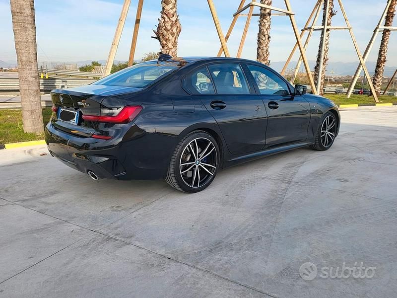 Begagnad BMW 320 M Sport 190 HK (139 kW) 2021 Svart Sedan