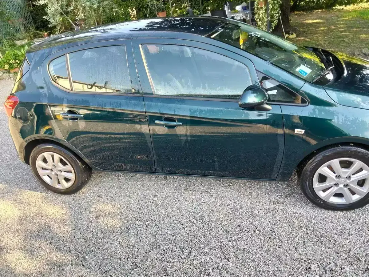 Usata Opel Corsa 75 CV (55 kW) 2015 Verde Utilitaria