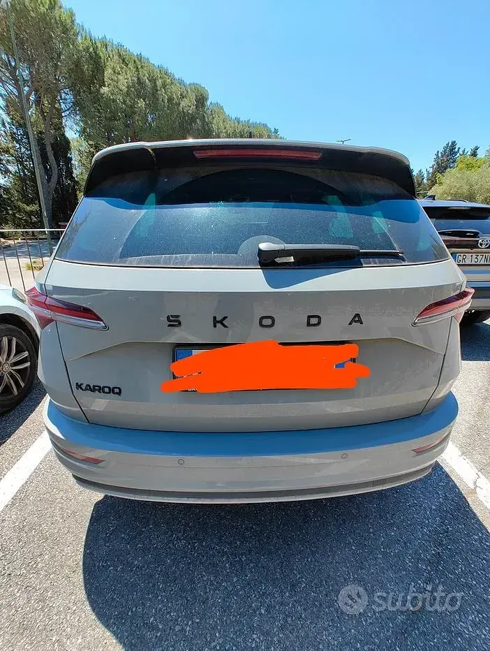 Usata Skoda Karoq SportLine 150 CV (110 kW) 2024 Grigio SUV