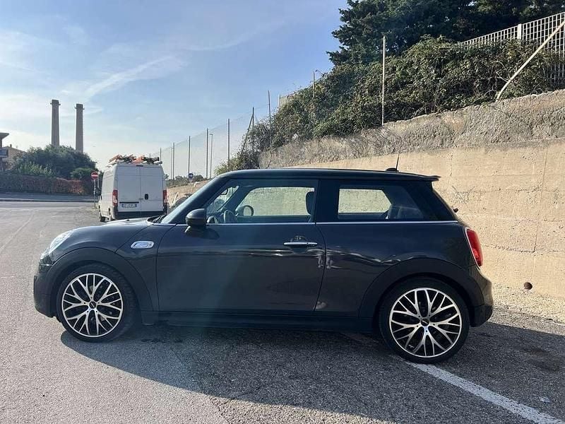 Usata Mini Cooper SD Business 170 CV (125 kW) 2018 Utilitaria