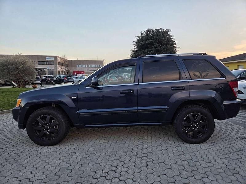 Usata Jeep Grand Cherokee Overland 218 CV (160 kW) 2009 Blu/azzurro SUV