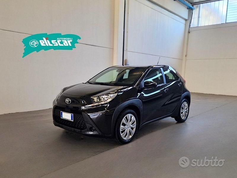 Usata Toyota Aygo X Active 72 CV (52 kW) 2025 Nero SUV
