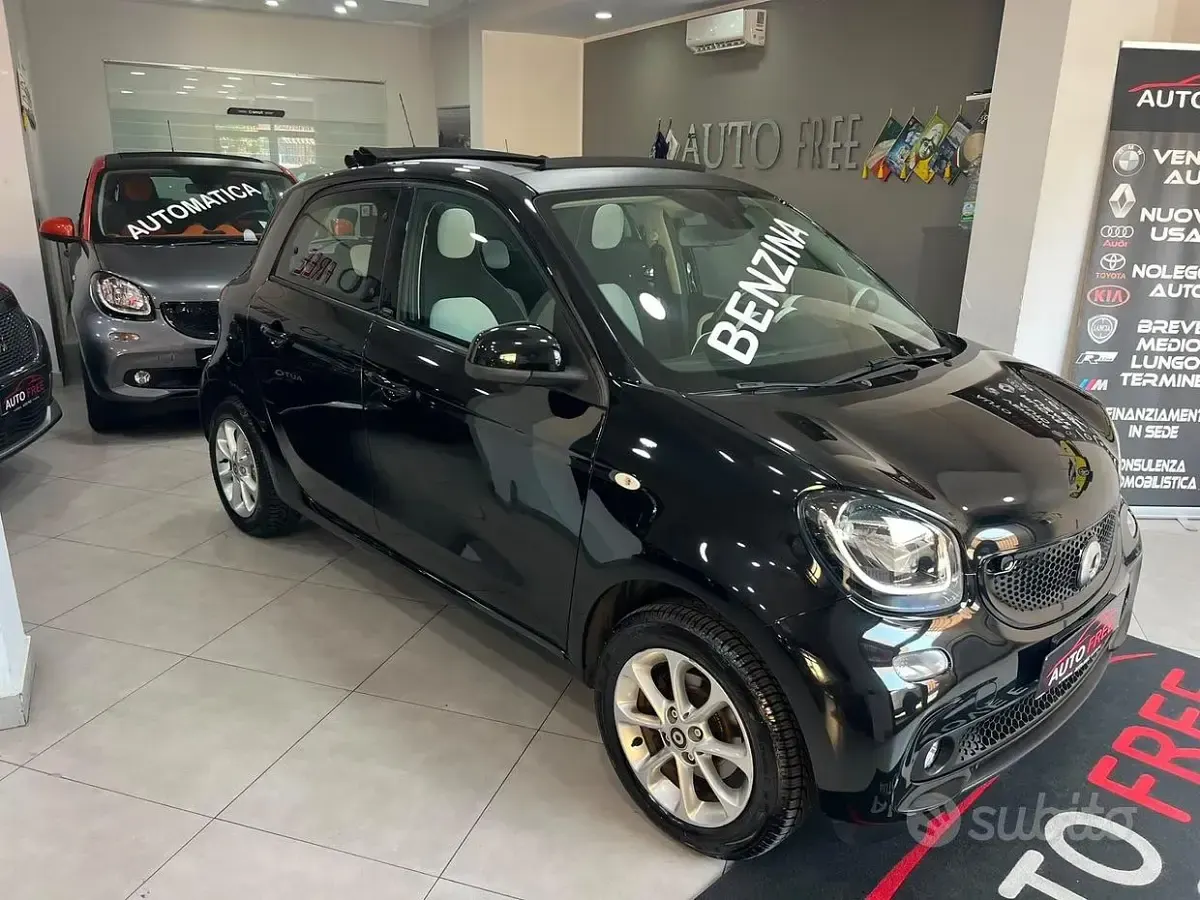 Usata Smart ForFour Passion 71 CV (52 kW) 2015 Nero Utilitaria