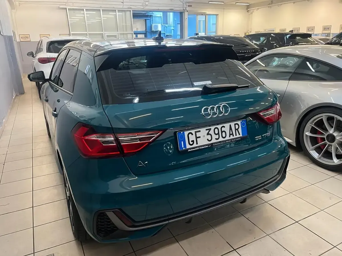 Usata Audi A1 Admired 149 CV (109 kW) 2020 Verde SUV