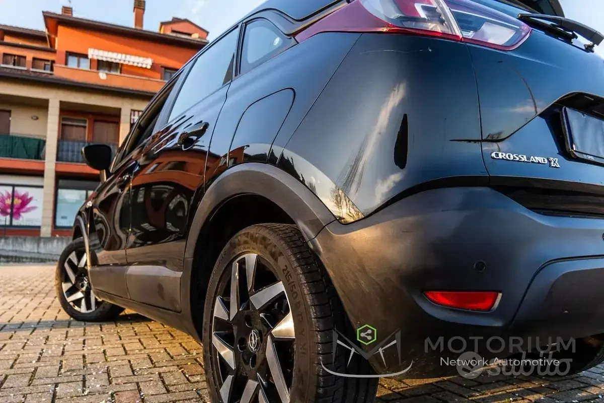 Usata Opel Crossland X 82 CV (60 kW) 2018 Nero SUV