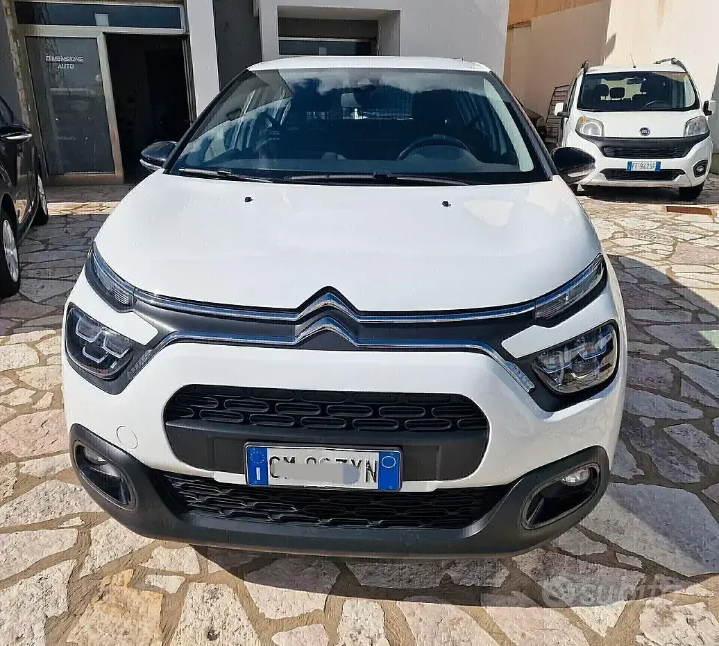 Occasion Citroën C3 Feel 102 ch (75 kW) 2023 Blanc Citadine