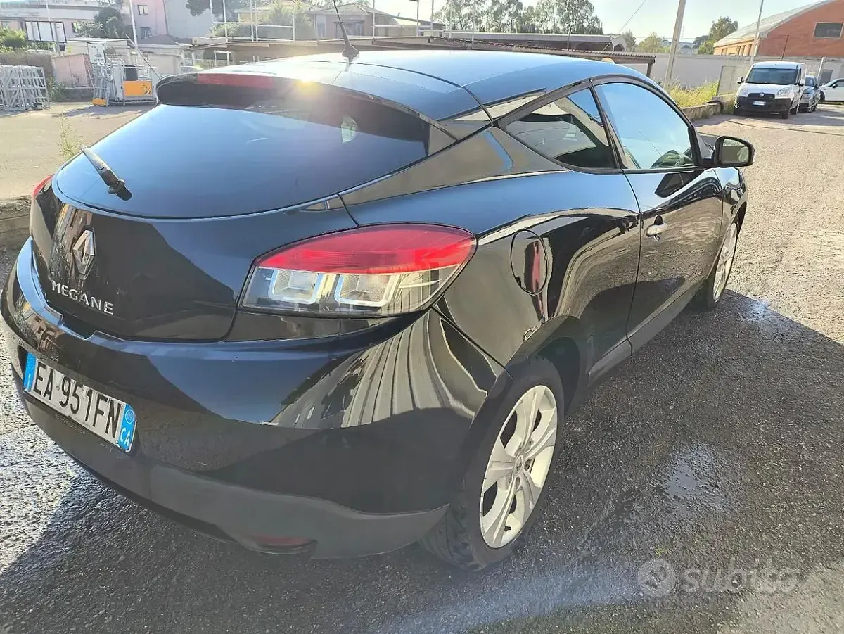 Usata Renault Mégane Coupé Dynamique 110 CV (80 kW) 2009 Nero Coupé