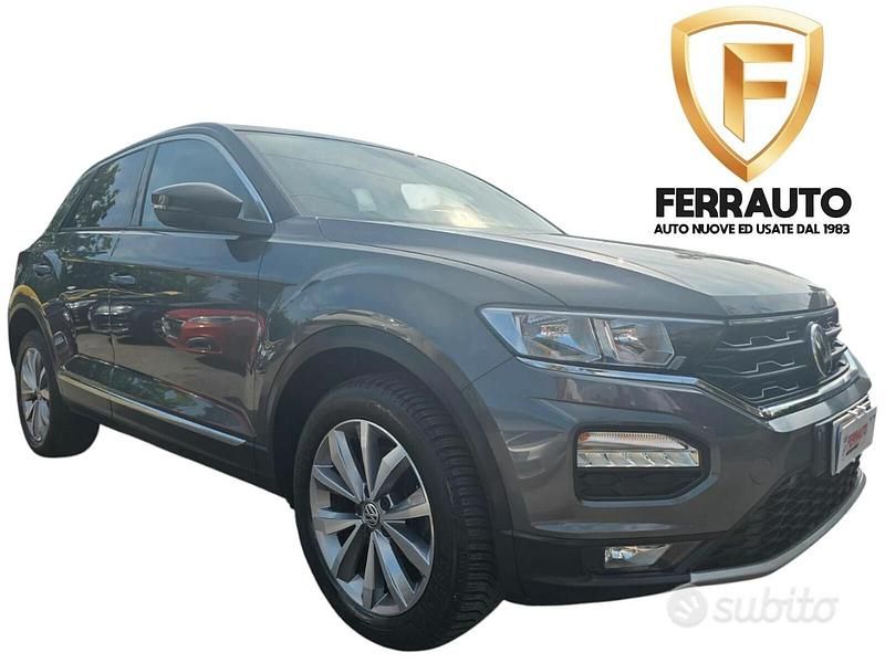 Usata VW T-Roc Style 150 CV (110 kW) 2018 Grigio SUV