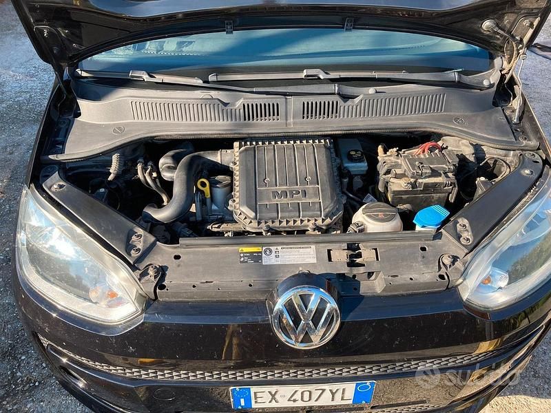 Usata VW up! 60 CV (44 kW) 2014 Nero Utilitaria