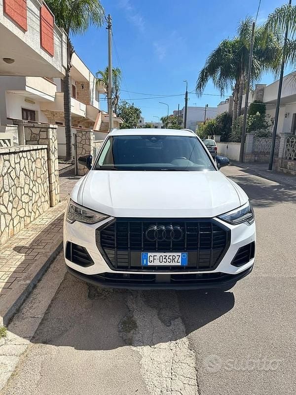Bianco Usata 2021 Audi Q3 Sport SUV | 23.200 € - Immagine 1/4