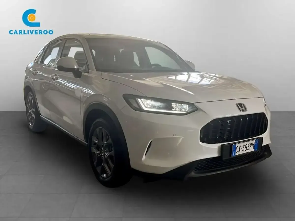 Usata Honda ZR-V Elegance 184 CV (135 kW) 2024 Platinum white pearl SUV