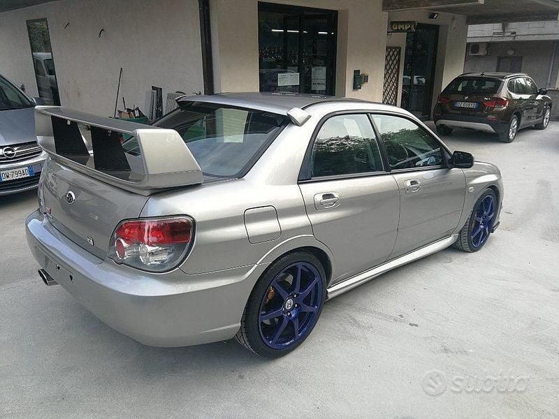 Usata Subaru Impreza 280 CV (205 kW) 2006 Grigio Berlina