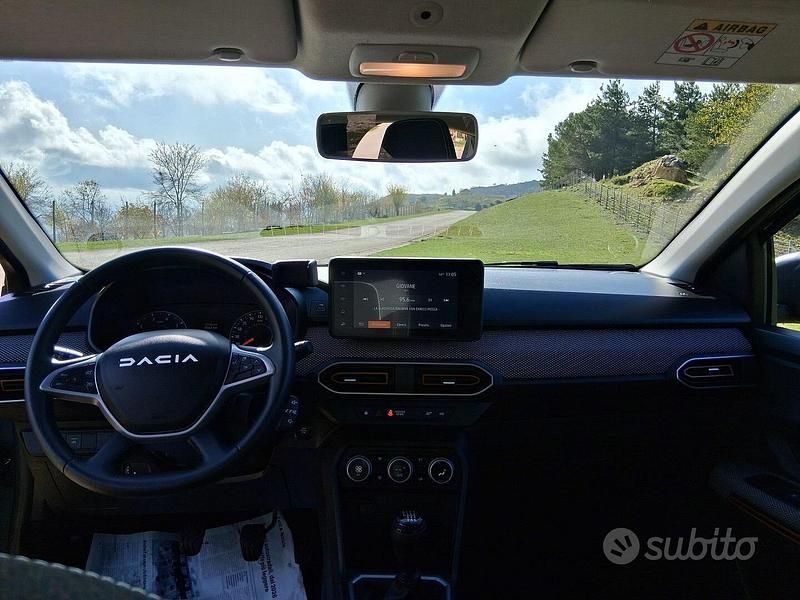 Usata Dacia Sandero Extreme 100 CV (73 kW) 2023 Verde Berlina