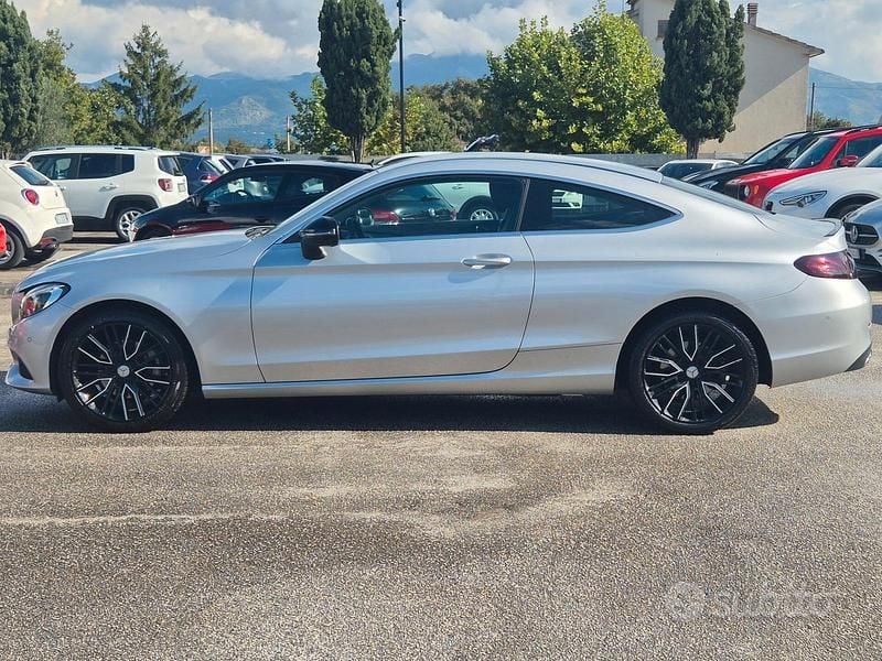 Usata Mercedes C220 Premium 170 CV (125 kW) 2017 Argento Coupé