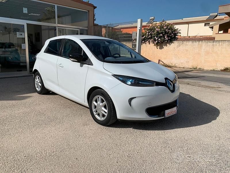 Usata Renault Zoe Intens 42 kW (58 CV) 2013 Bianco Utilitaria