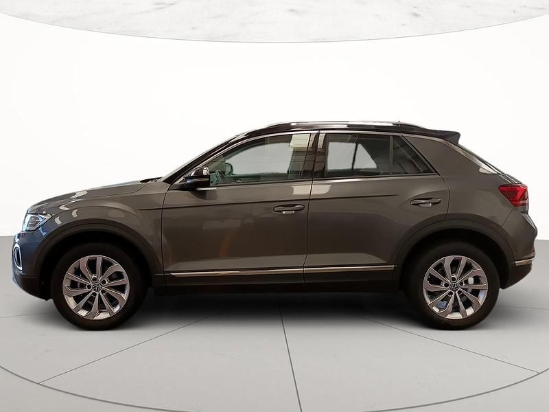Usata VW T-Roc Style 116 CV (85 kW) 2025 Indium grey metallizzato nero SUV