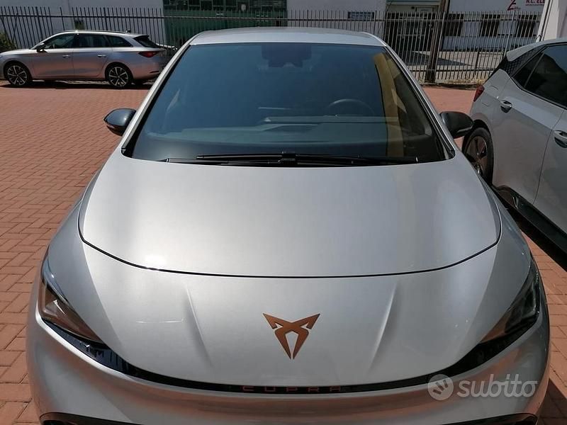 Usata Cupra Born 169 kW (231 CV) 2022 Grigio Utilitaria