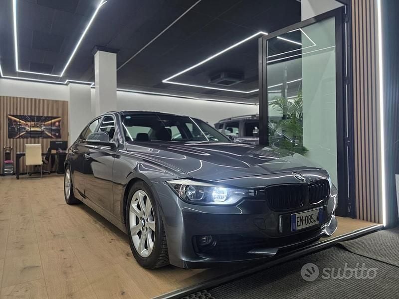 Usata BMW 316 115 CV (84 kW) 2012 Grigio Berlina