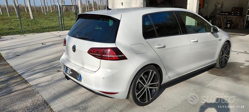 Usata VW Golf VII GTD 184 CV (135 kW) 2015 Bianco Berlina