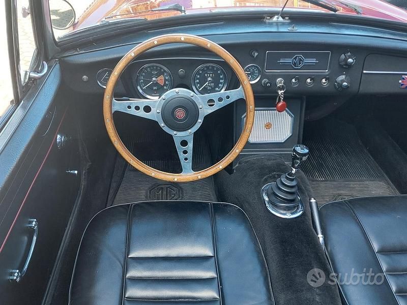 Usata MG B 1960 Rosso Cabrio