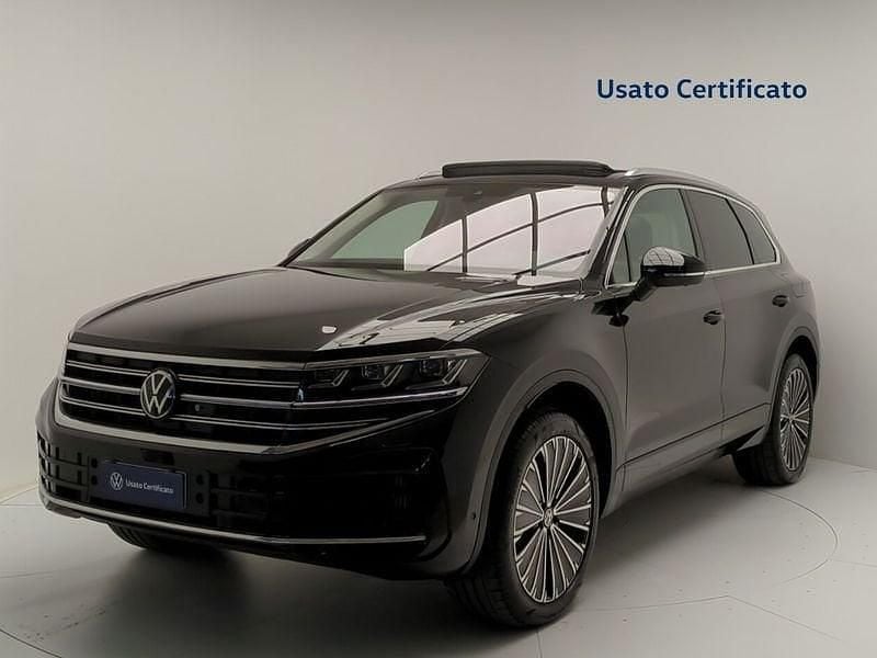 Usata VW Touareg Elegance 381 CV (280 kW) 2024 Grenadill black SUV