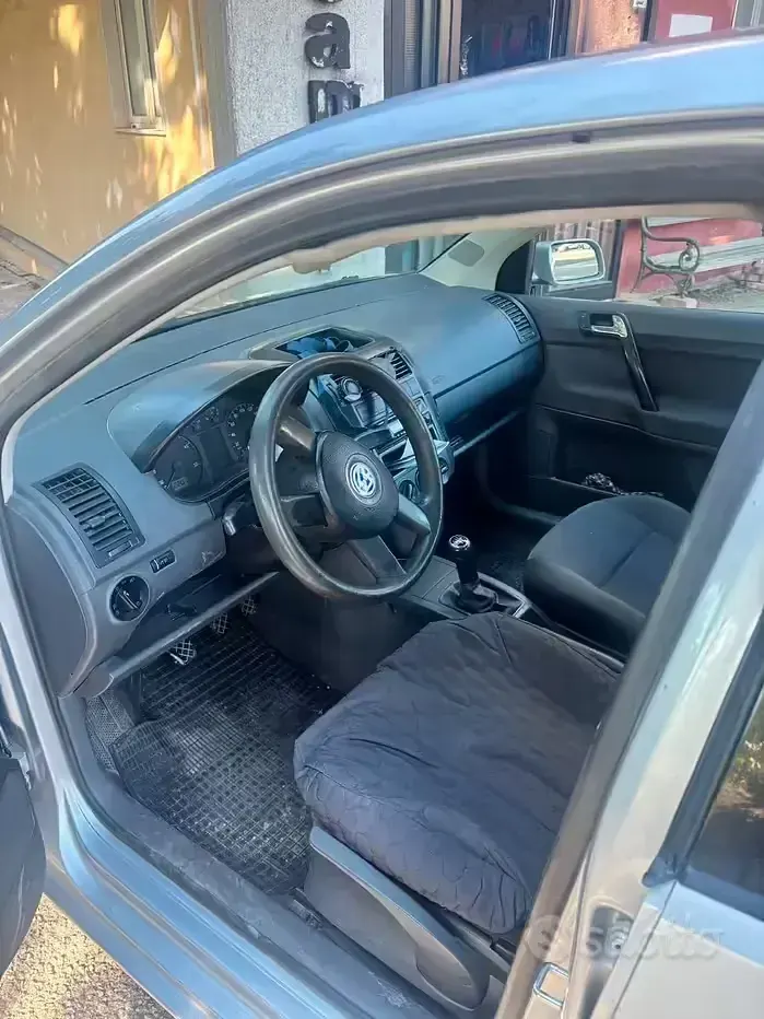 Usata VW Polo 75 CV (55 kW) 2002 Grigio Berlina