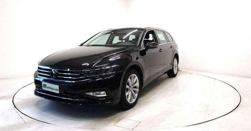 Usata VW Passat Business 122 CV (89 kW) 2023 Nero Station wagon
