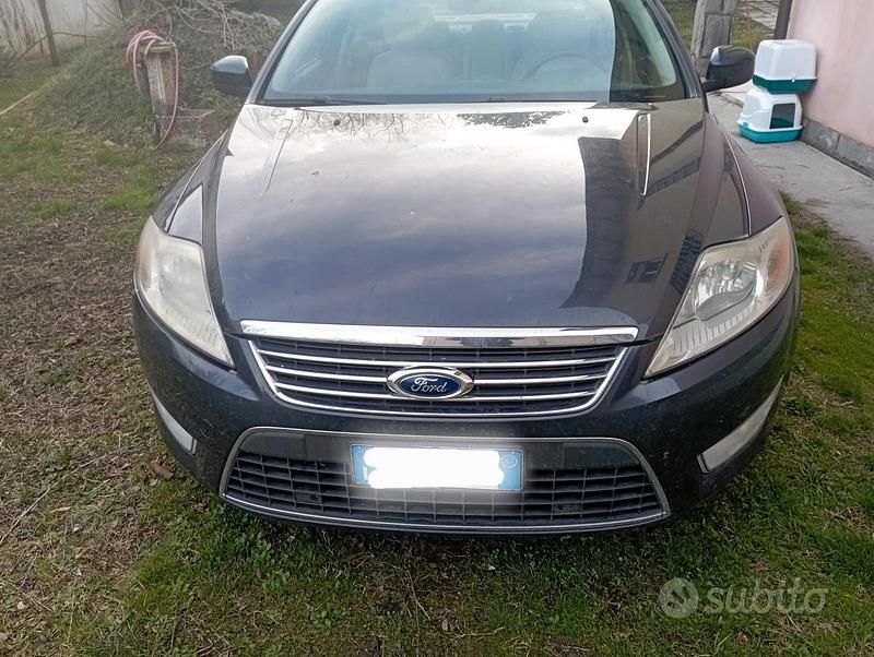 Usata Ford Mondeo 136 CV (100 kW) 2007 Grigio Berlina